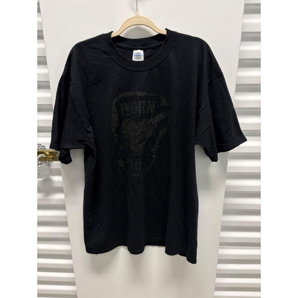 Vintage Worn Thin Graphic T-Shirt Mens XL Black Broken Heart Dagger Hardcore